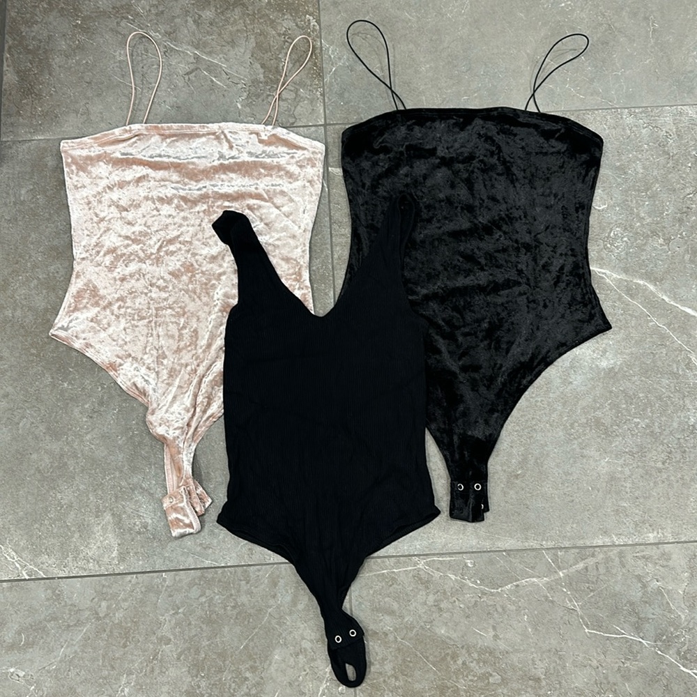 Lot of 3 Garage Bodysuits Velvet Ribbed size Medium